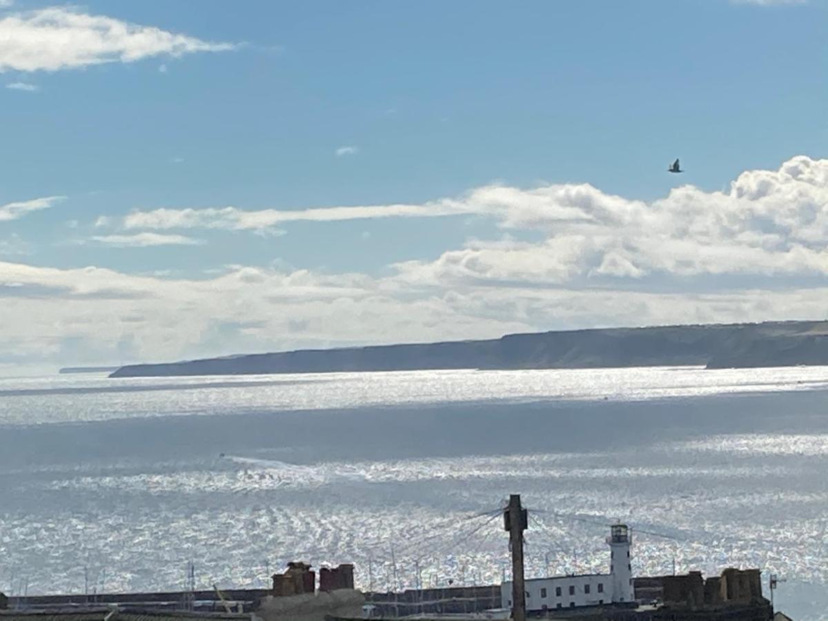 Seascape Scarborough Stunning Seaview Holiday Home Apartment Zewnętrze zdjęcie