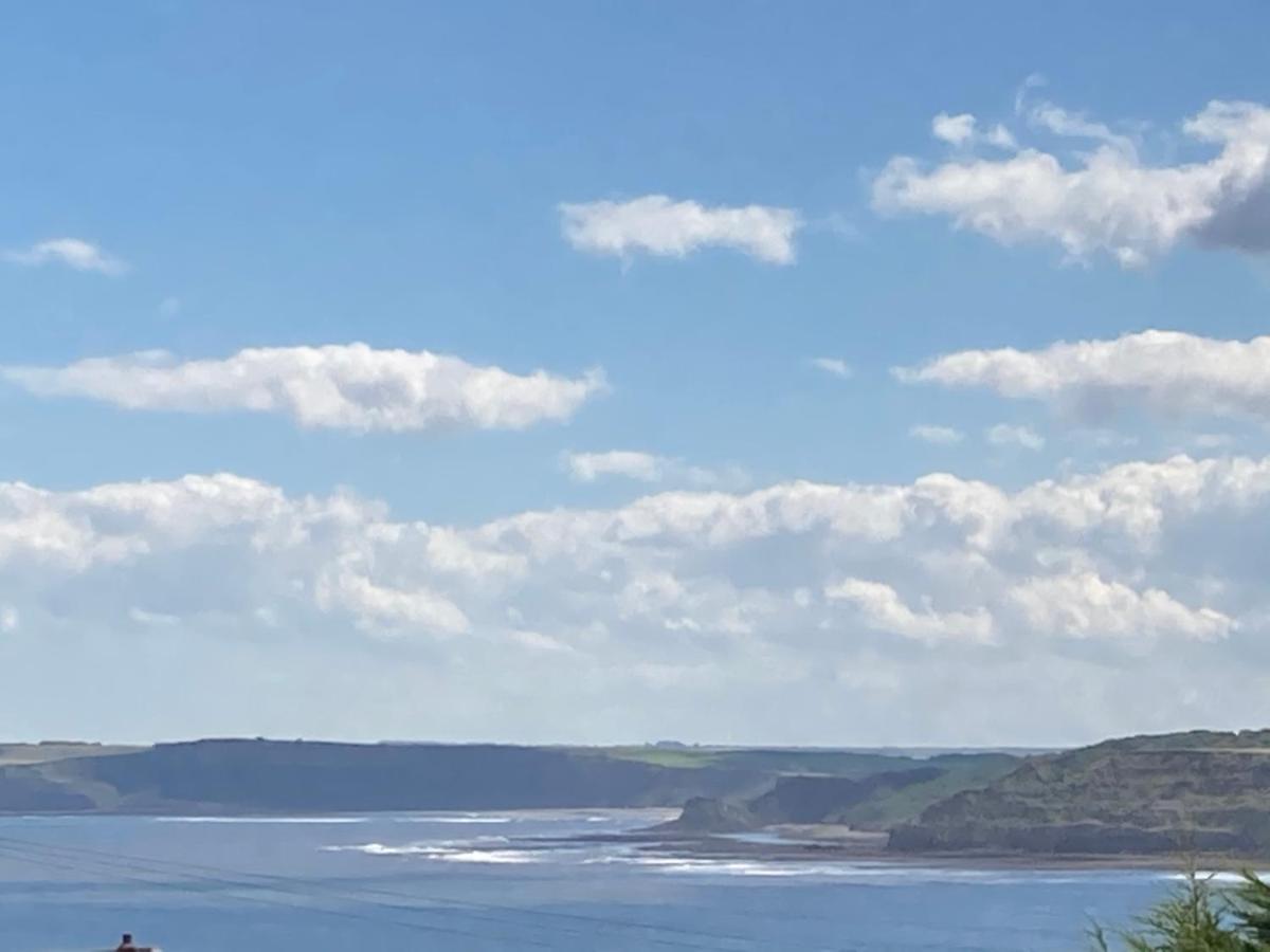 Seascape Scarborough Stunning Seaview Holiday Home Apartment Zewnętrze zdjęcie
